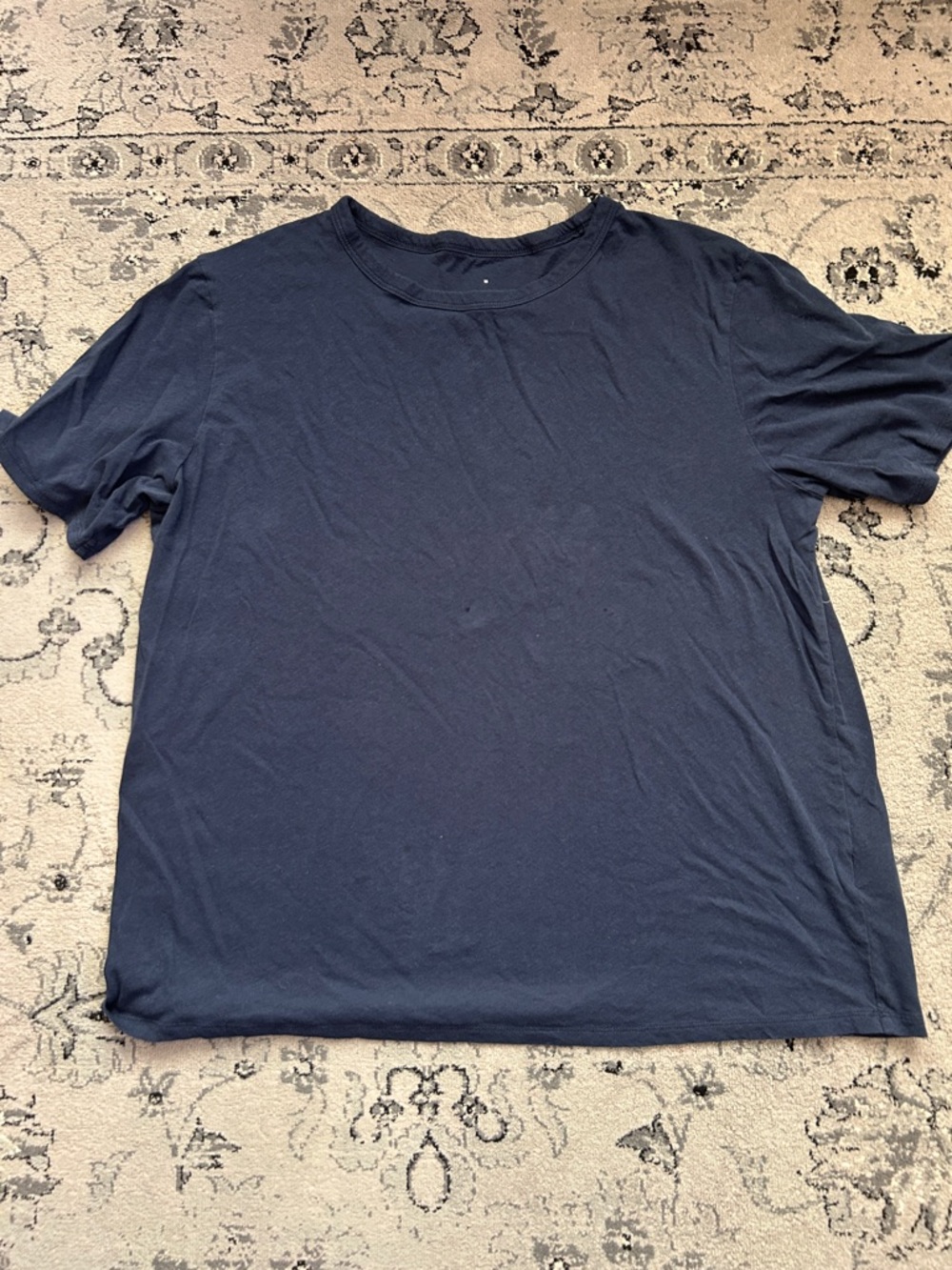 Everlane Men's Crew Neck T-Shirt in Navy